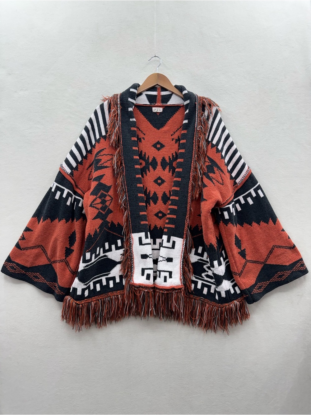 POL Women’s Medium Chaneal Multicolor Knit Cardigan Sweater Aztec Print Fringe